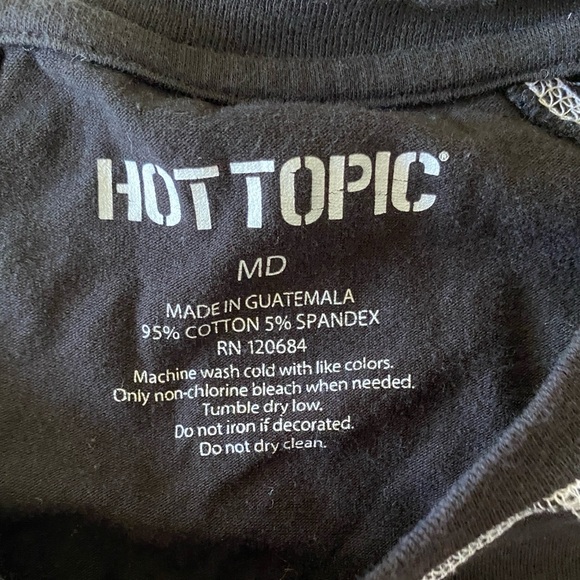 Sold!!!Hot Topic Crop T-shirt Damaged Teddy Bear - Picture 4 of 4